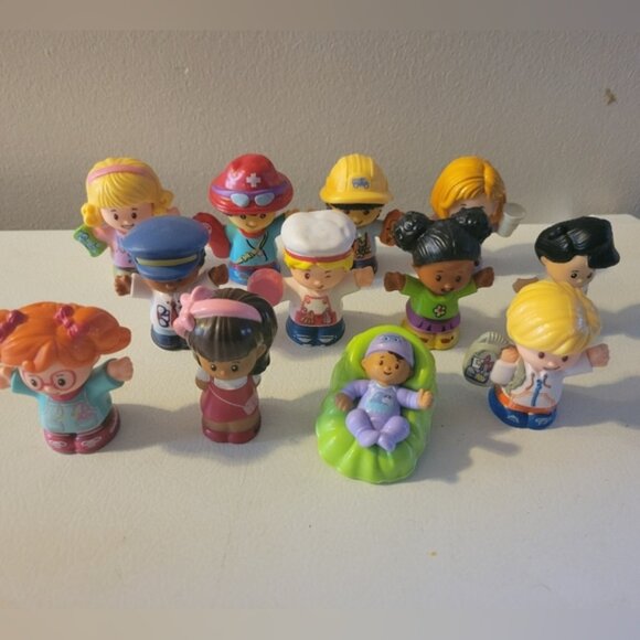 Fisher Price Little People figures Set of 12 - Picture 1 of 4